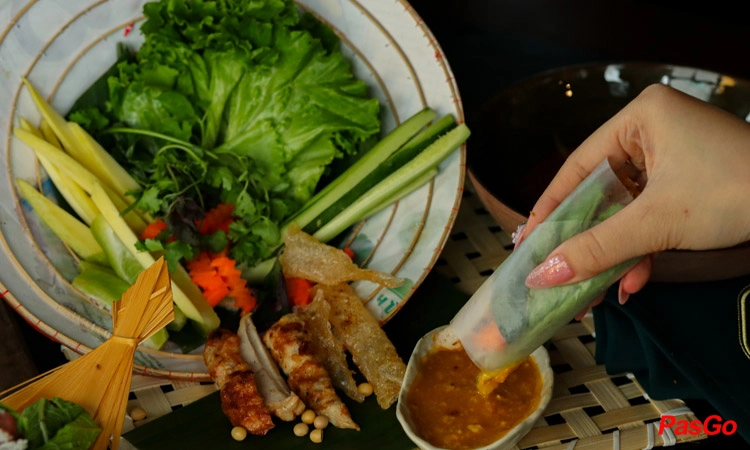 Slide lá lốt 4