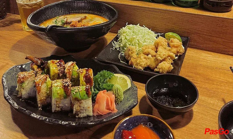 slide-mugi-ramen-izakaya-my-dinh-3