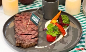 Slide Steakbox & Bistro 1