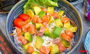 Slide Sushi 24 5