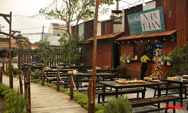 Slide tiệm thân nướng 11