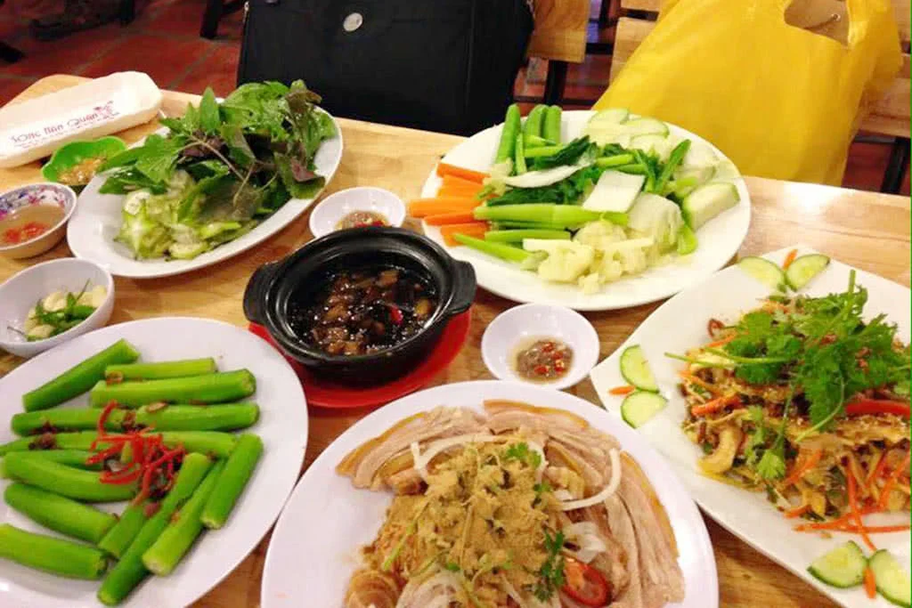 song-han-quan-mon-ngon-mien-trung-gay-thuong-nho-4