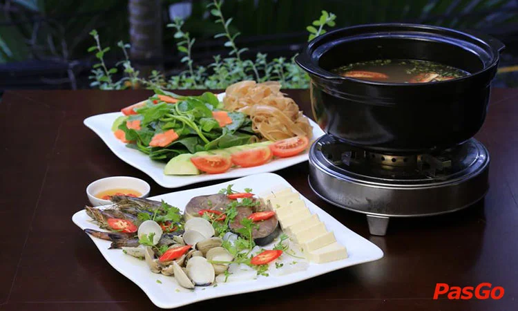 steakstone-louis-restaurant-&-coffee-duc-loi-2-8