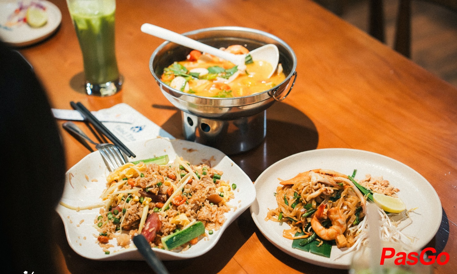 Thai Market Vincom Lê Văn Việt 9