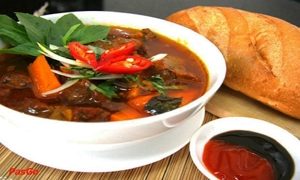 the-authentic-hoian-restaurant-cafe-le-thanh-nghi-slide-4