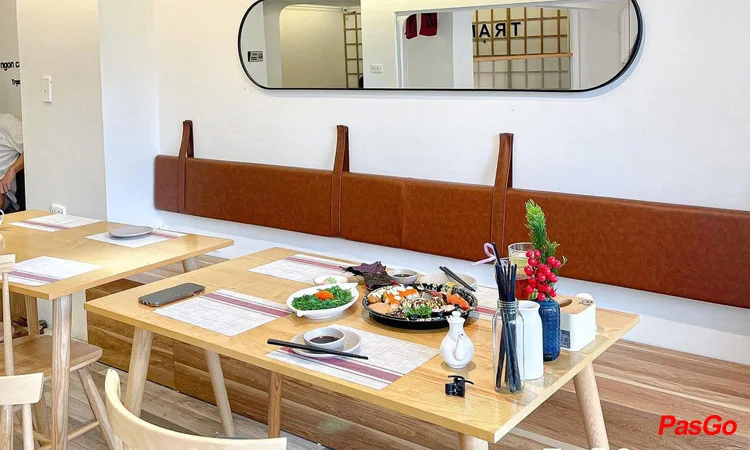 Trạm Sushi Trấn Vũ 9