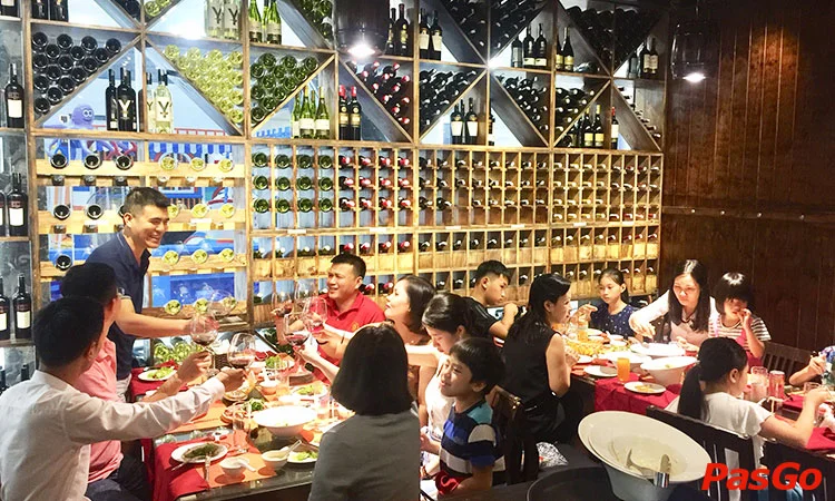 van-hoang-group-restaurant-&-wine-shop-van-quan-ha-dong-2
