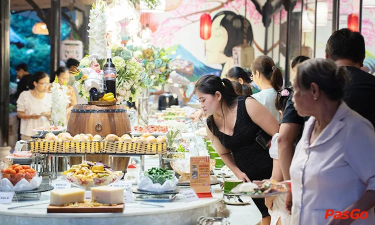 vuon-am-thuc-nan-buffet-nan-ha-huy-giap-3