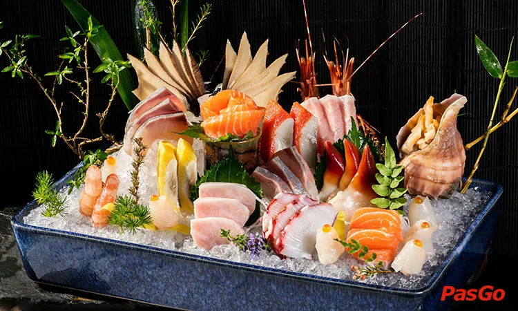 wabi-premium-japanese-restaurant-nguyen-chanh-1