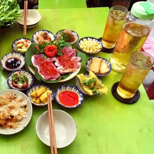 LẨU NƯỚNG THỊ - THẾ GIỚI LẨU SÂN VƯỜN GIÁ RẺ
