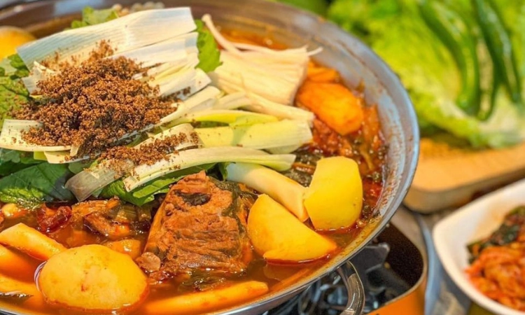 Canh Xương Khoai Tây Vừa, Giá 550K2