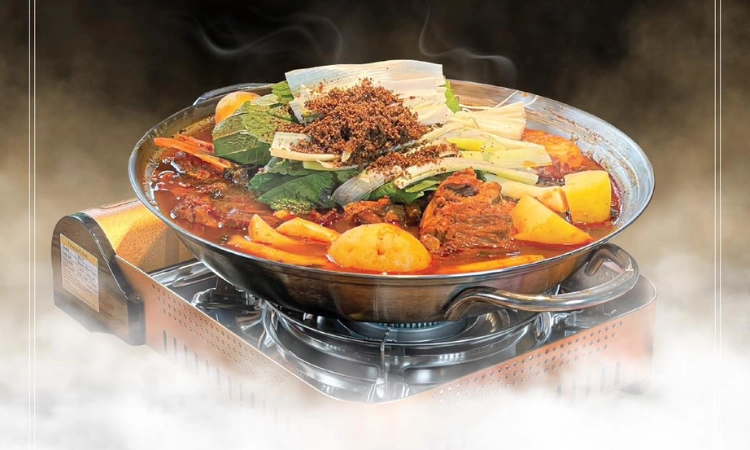 Canh Xương Khoai Tây Lớn, Giá 650K4