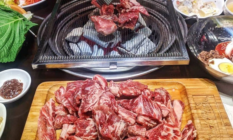 Set Bò Meat Plus, Mua 4 Tặng 43