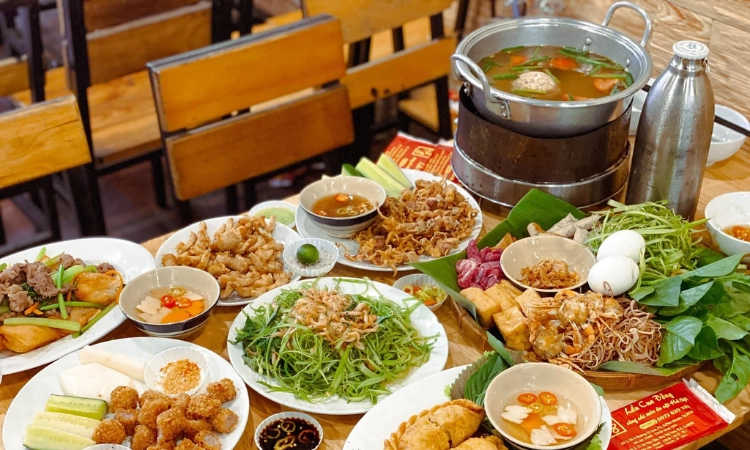 Set Lẩu Riêu Cua Sườn Sụn, Giá 200K - Ngõ 8 Cù Lao1