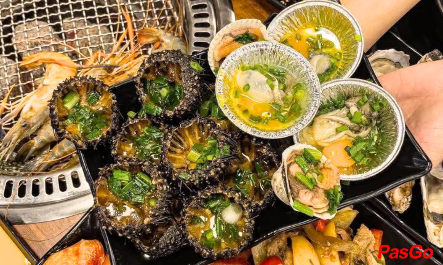 Suất Buffet Hải Sản Lẩu & Nướng, Giá 339K3