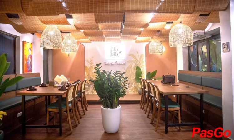 TẶNG 1 chân gà sốt thái hoặc đậu hũ sốt kem chà bông3