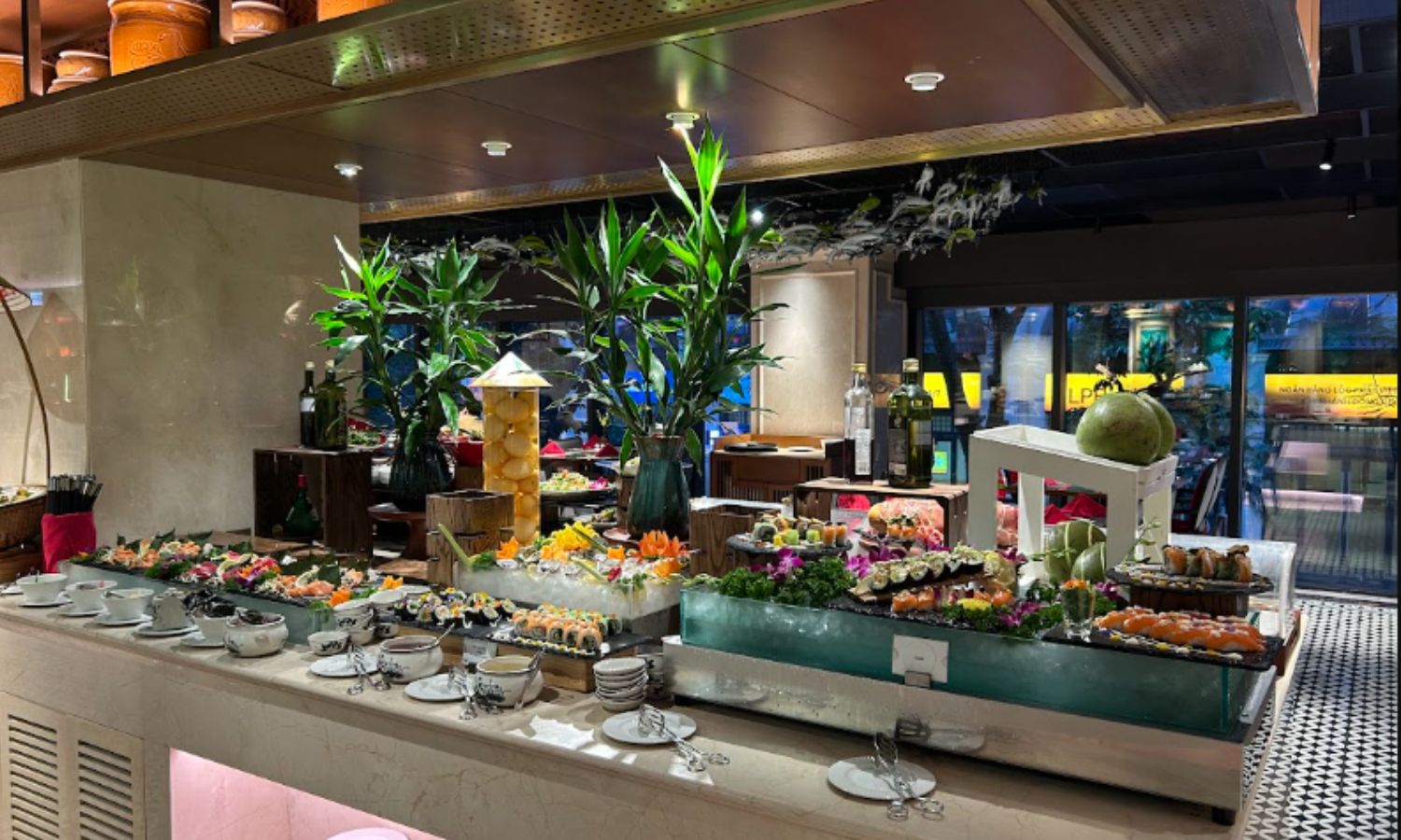 Friday International Buffet - Buffet Ẩm thực quốc tế tối thứ 6 