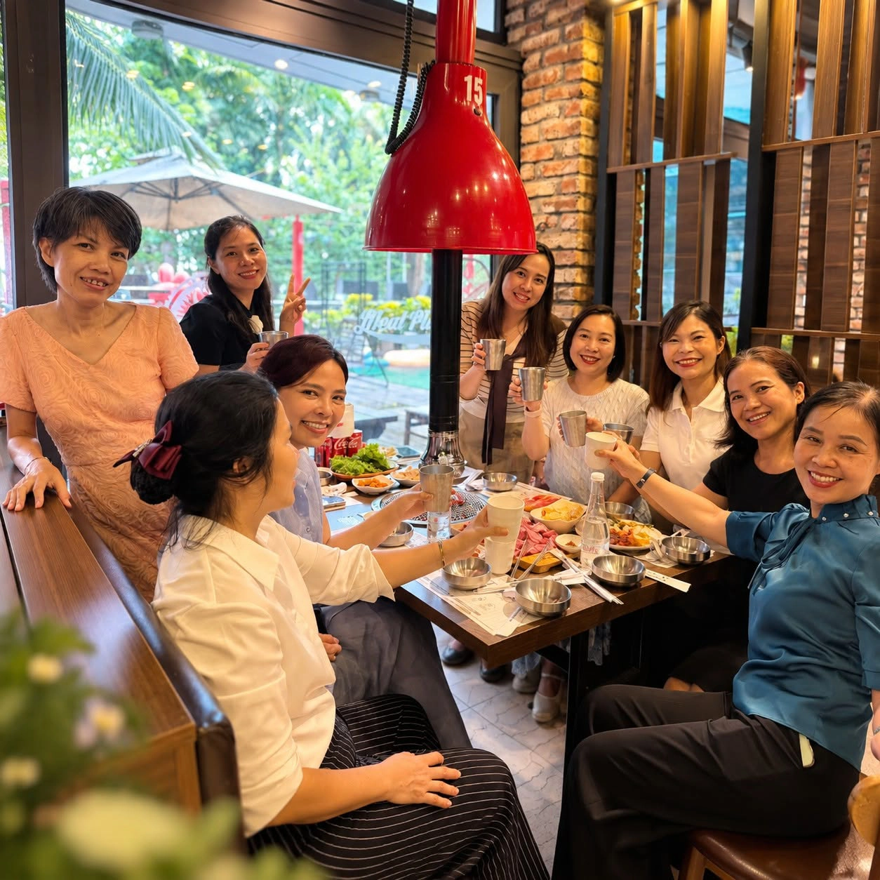 Giảm 5% cho bàn 10 khách 1