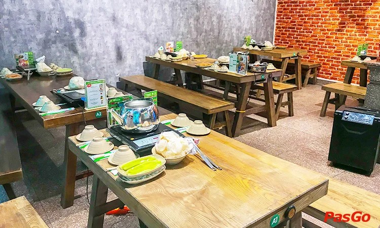 FREE rau nhúng và mỳ tôm4