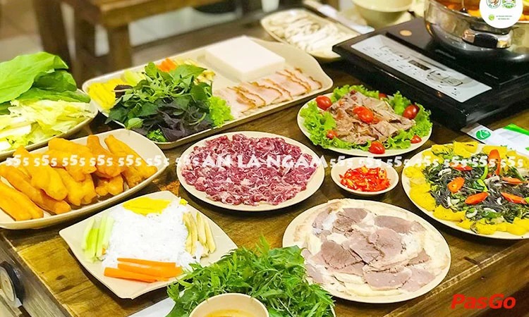 FREE rau nhúng và mỳ tôm10