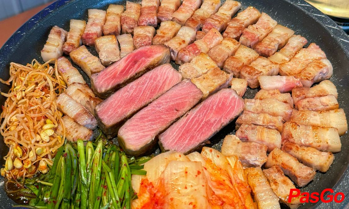 Giảm 10% menu đồ ăn cho nhóm 2 người lớn4