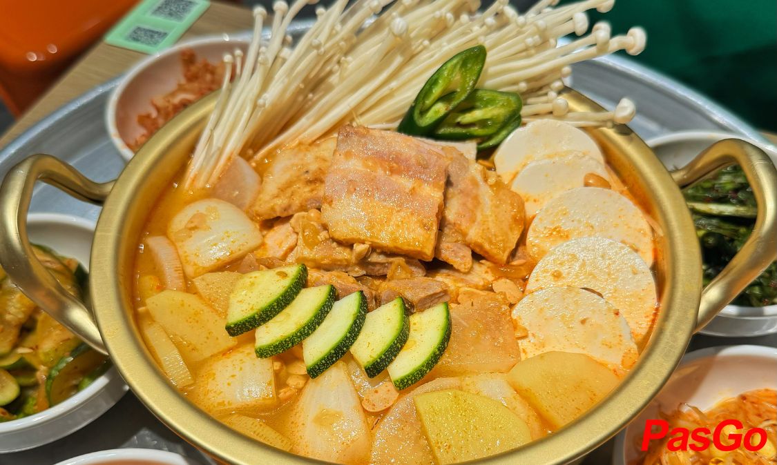 Giảm 10% menu đồ ăn cho nhóm 2 người lớn5