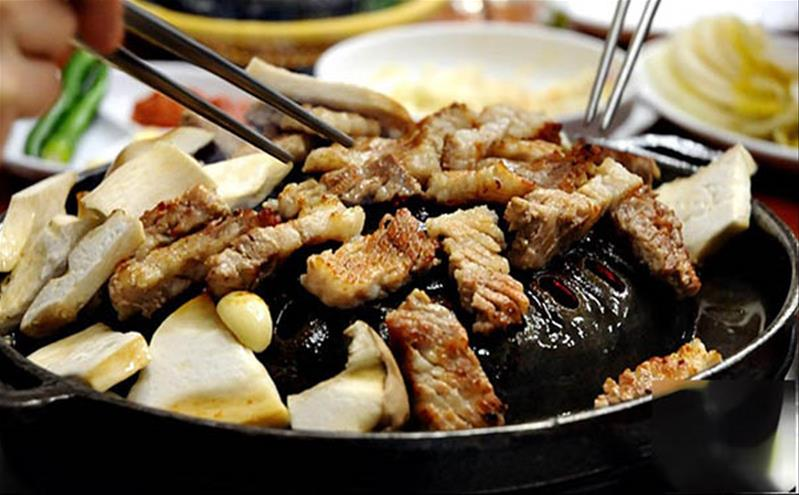 Kpop BBQ – Ăn nướng Hàn Quốc, xem cover nhạc Hàn [HCM]